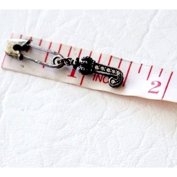 JUICY COUTURE INITIAL LETTER "J" CHARM PENDANT SAFETY PIN SILVER TONE - Picture 5 of 5